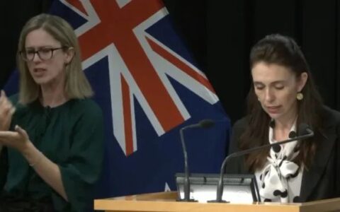 【今日要闻】学生降分录取！疫苗强制令扩大！入境隔离规则改变！