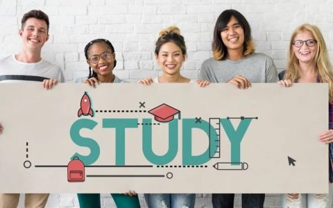 来澳新读什么专业好？热门新课和奖学金更新！