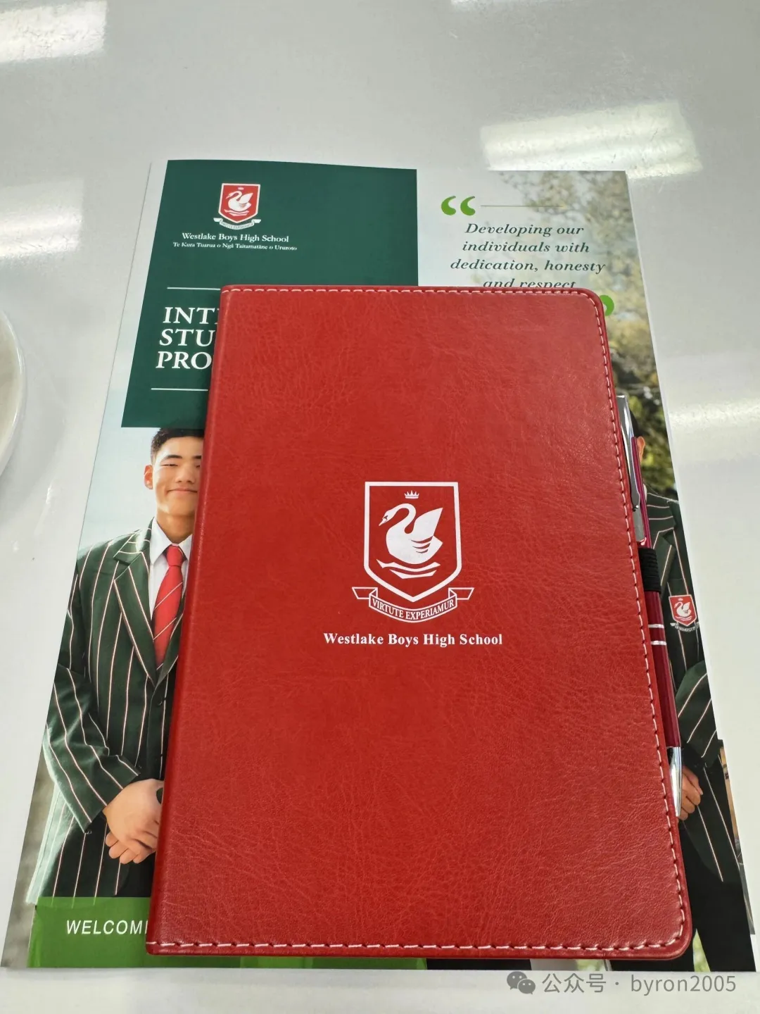为什么新西兰有这么多家庭选择男校?从学术到品格:西湖男校校长谈男孩成长,家长值得认真听一听